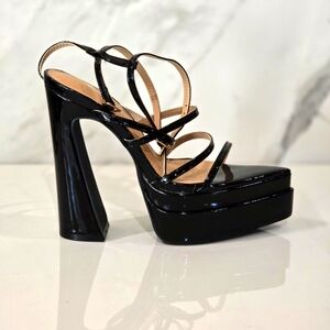 Lady Go Diva | Black Strappy Anklestrap Pointy Open toe Platform Heels Size 7.5